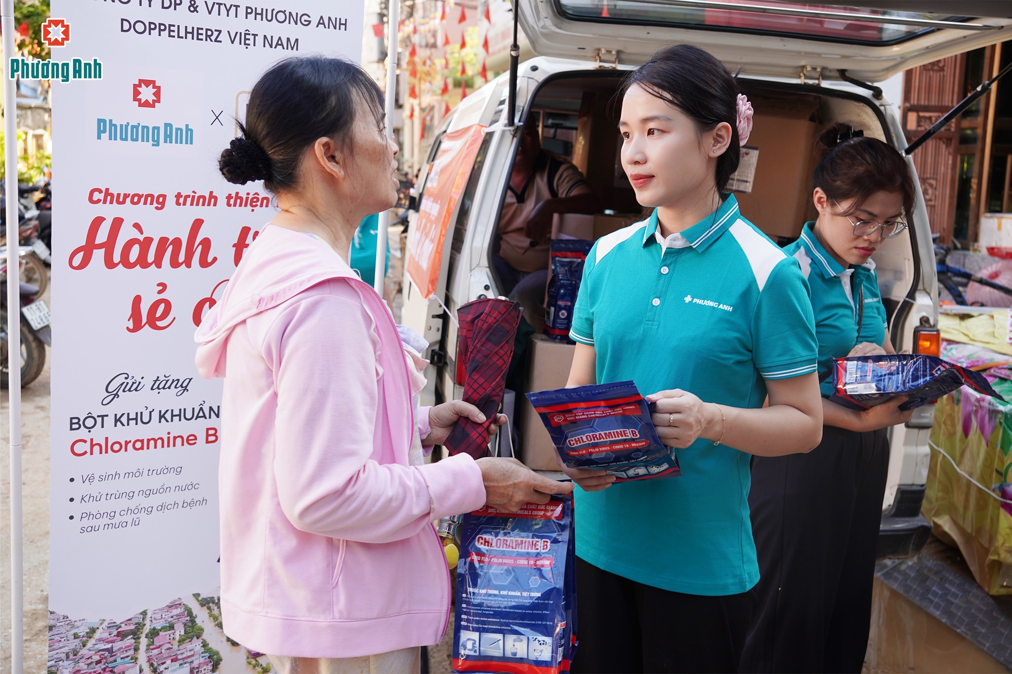 — Chào mừng cửa hàng số 15 của nhà thuốc Phương Anh —